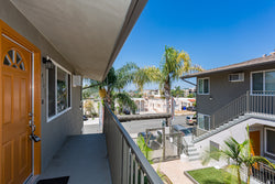 Modern Upstairs Apartment Home in North Park