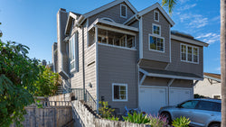 Updated Condo in University Heights