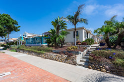 Ocean Beach Upstairs Bungalow